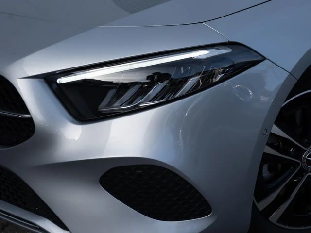 Mercedes-Benz A 180 Progressive