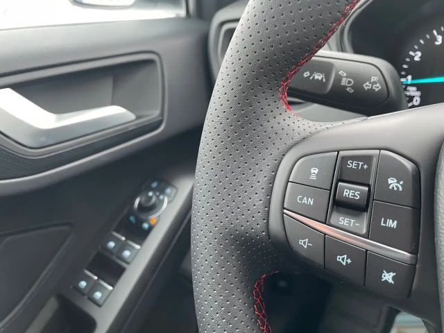 Ford Focus ST Line Wagon