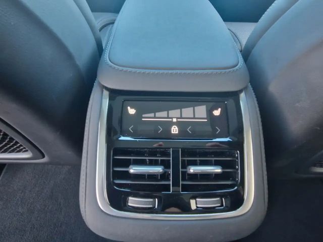 Volvo XC90 AWD Dark Plus Recharge