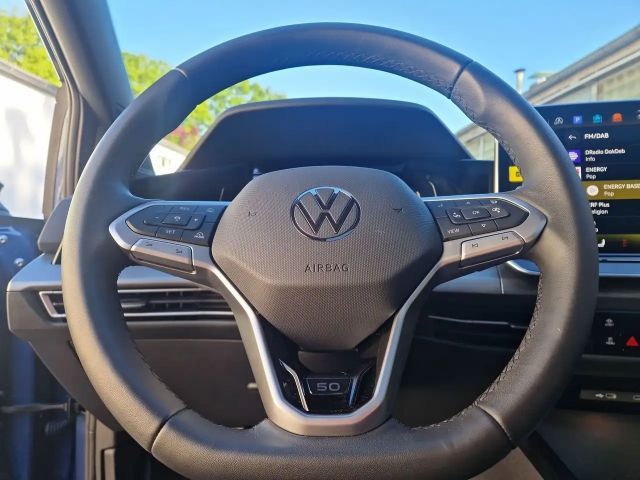 Volkswagen Golf 1.5 eTSI Golf VIII