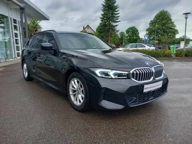 BMW 320 320d M-Sport Touring