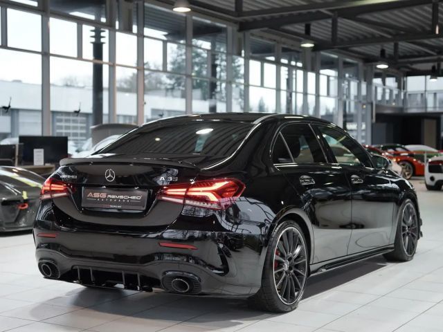 Mercedes-Benz A 35 AMG 4MATIC AMG Line