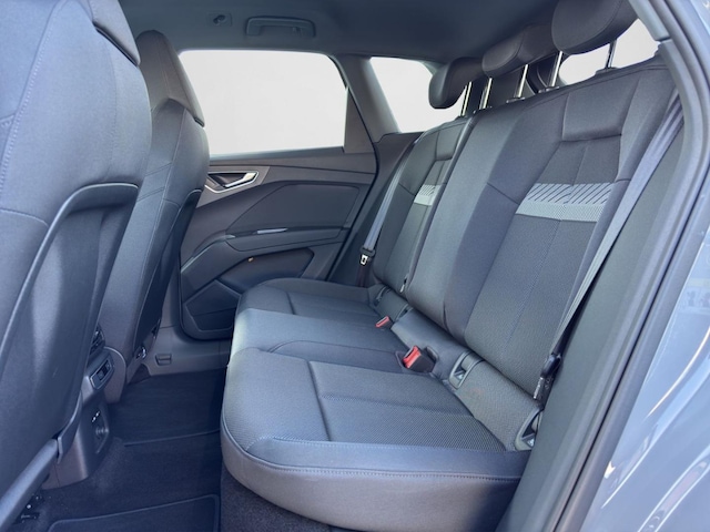 Audi Q4 e-tron SUV 45 e-tron Audi Q4 e-tron