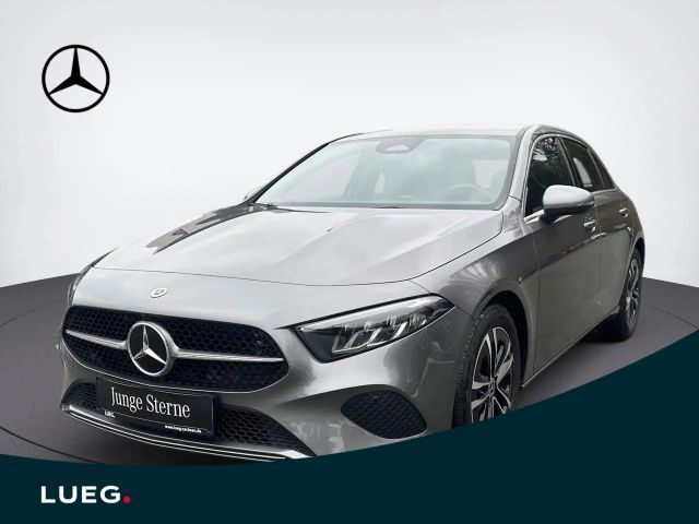 Mercedes-Benz A 200 Hatchback Progressive