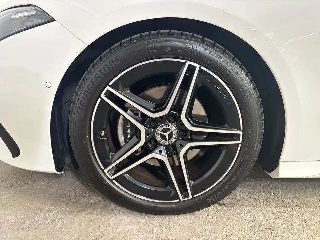 Mercedes-Benz A 180 A 180 d AMG Line Hatchback