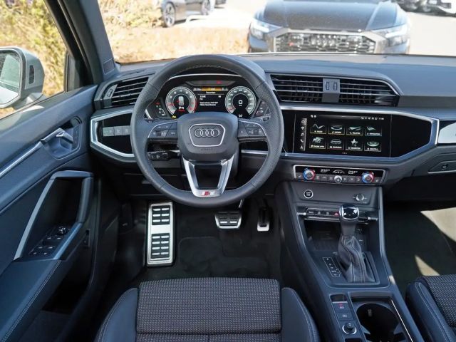 Audi Q3 35 TFSI S-Line