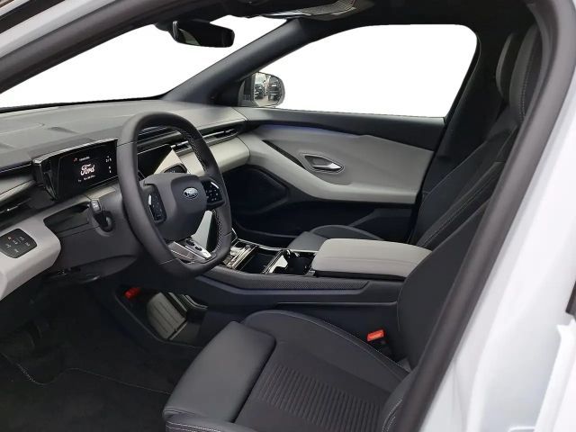 Ford Capri Premium RWD