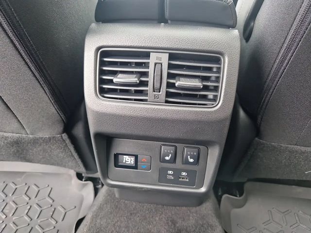 Nissan X-trail AWD N-Connecta