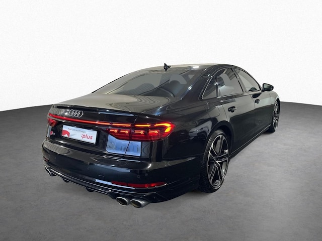 Audi S8 Quattro