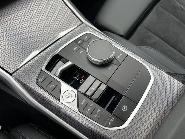 BMW 330 330d M-Sport Touring