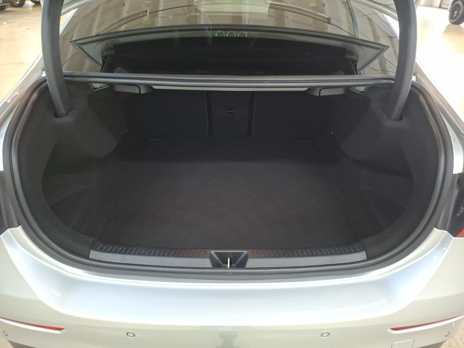 Mercedes-Benz A 250 4MATIC AMG Line