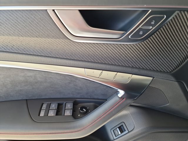 Audi RS6 Avant Quattro