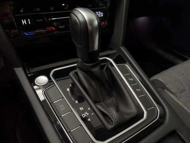 Volkswagen Passat 2.0 TDI Business DSG Variant