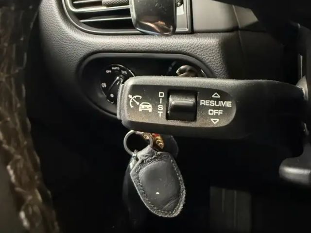 Porsche Macan *PANO*LUFT*AHK*21ZOLL*KAMERA*BOSE*