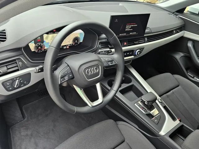 Audi A4 40 TDI Avant S-Line