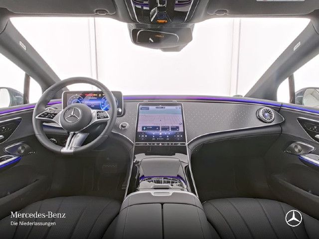 Mercedes-Benz EQE 300 Sedan