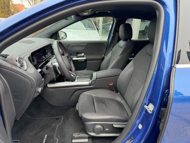 Mercedes-Benz EQA 300 4MATIC AMG Line