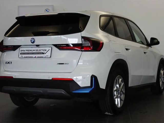BMW iX1 xDrive30