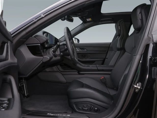 Porsche Taycan 4S Cross Turismo