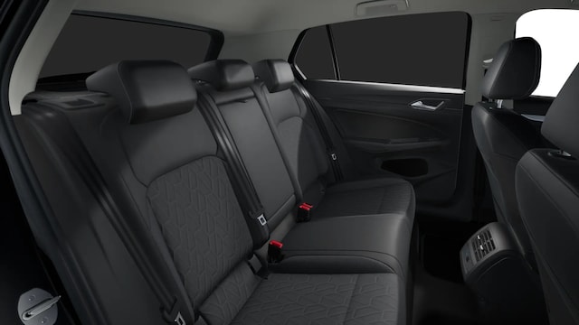 Volkswagen Golf 1.5 eTSI DSG