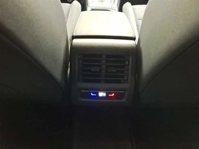 Volkswagen Golf 1.5 TSI Life