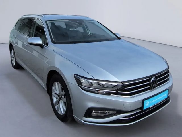 Volkswagen Passat 1.5 TSI Business DSG Variant