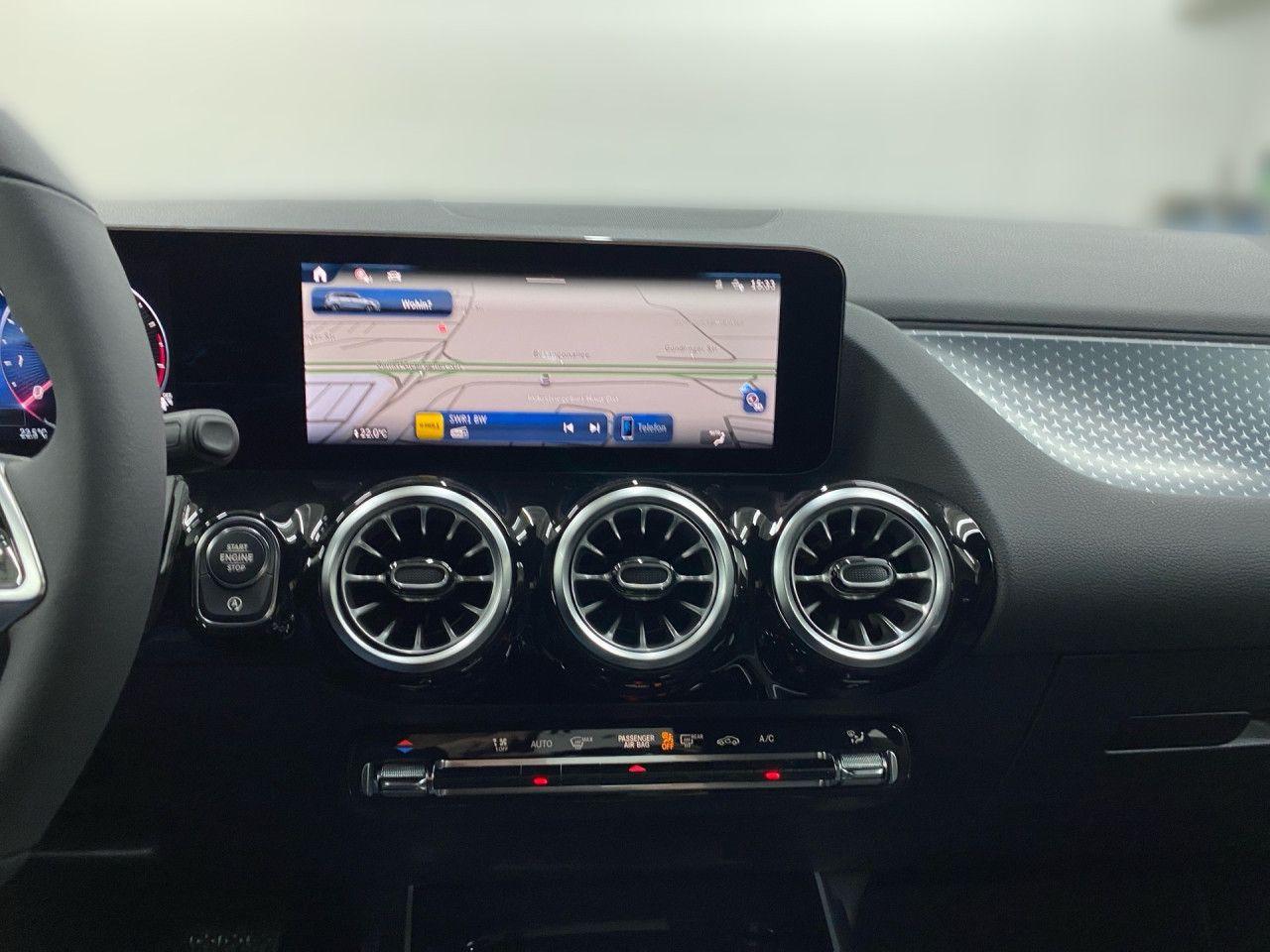 Mercedes-Benz B 180 Progressive Sedan