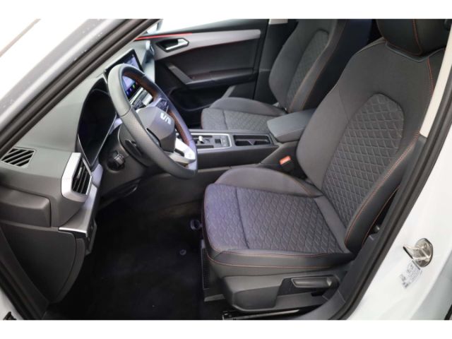 Seat Leon 1.5 eTSI FR-lijn Sportstourer