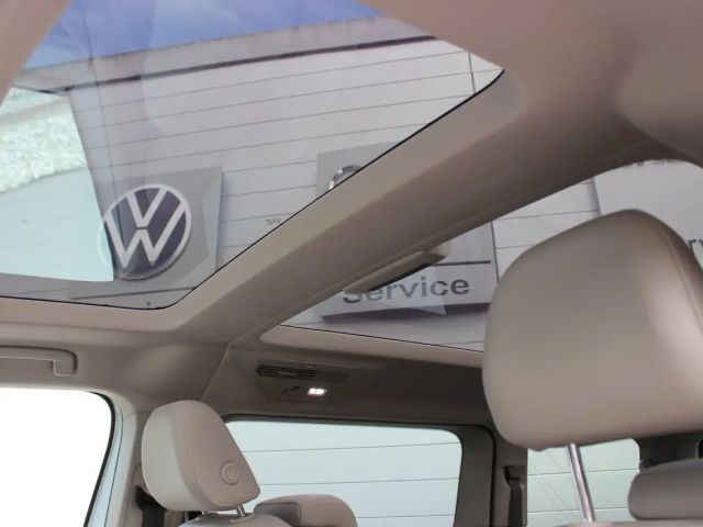 Volkswagen Multivan Style T7