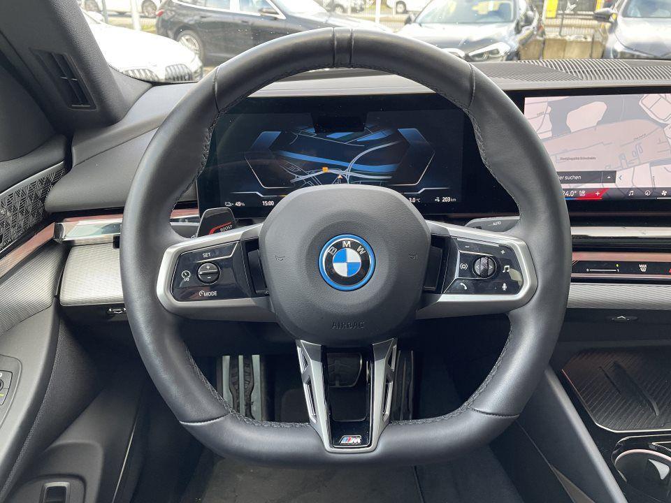 BMW i5 Sedan eDrive40