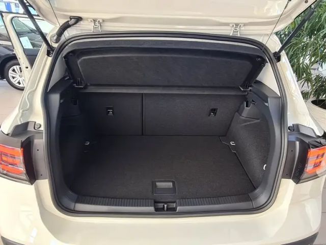 Volkswagen T-Cross 4Me TSI