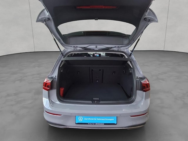 Volkswagen Golf 1.5 eTSI DSG Golf VIII