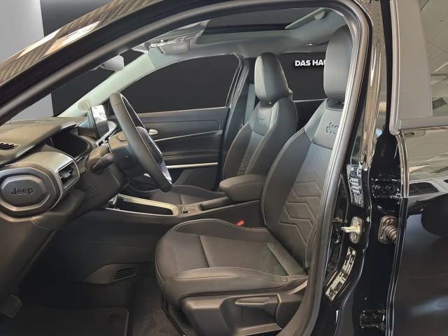 Jeep Avenger Full-Electric Summit