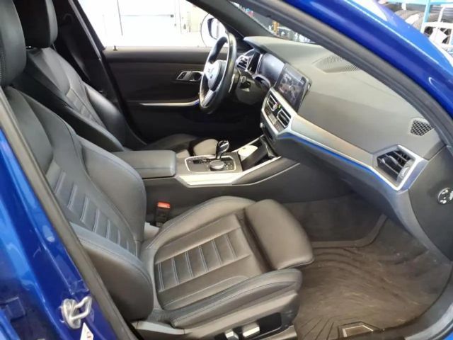 BMW 320 320d M-Sport Touring