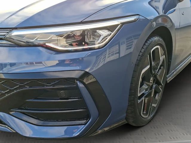 Volkswagen Golf 1.5 TSI Golf VIII R-Line Style