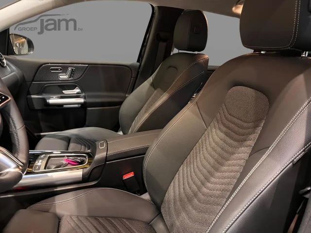 Mercedes-Benz B 200 Luxury Line