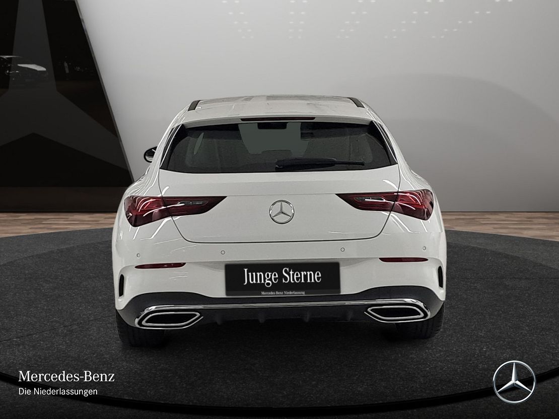 Mercedes-Benz CLA 200 AMG Line Shooting Brake