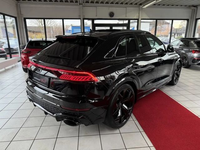 Audi RS Q8 Quattro
