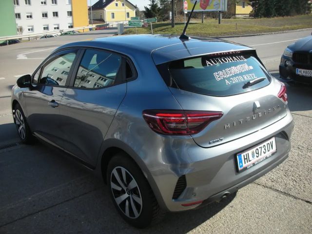 Mitsubishi Colt Intense