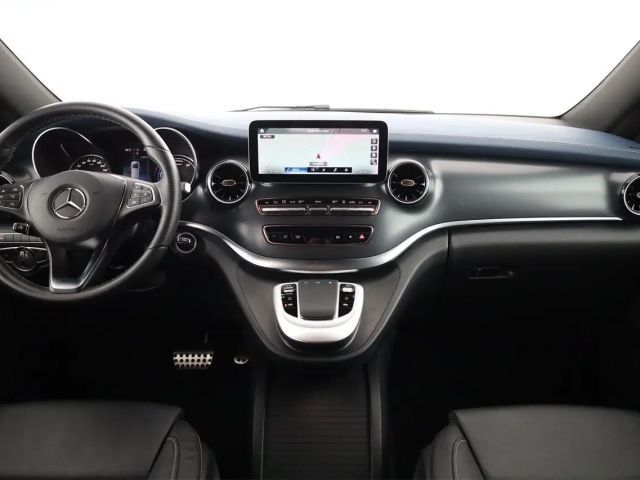 Mercedes-Benz EQV 300