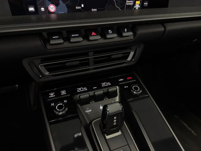 Porsche 992 Cabrio Carrera