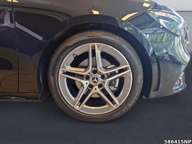 Mercedes-Benz B 180 AMG Line