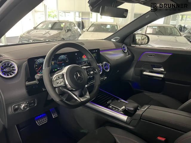 Mercedes-Benz EQA 350 4MATIC AMG Line