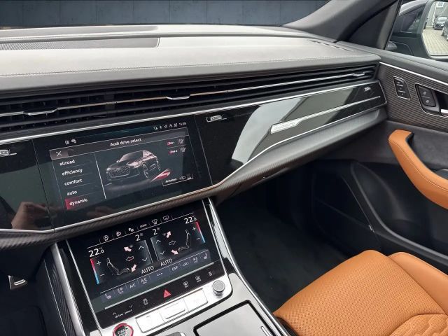 Audi RS Q8 Performance