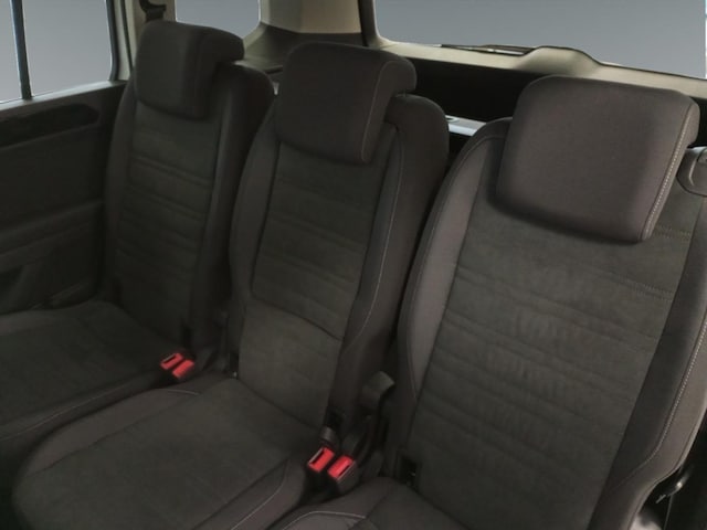 Volkswagen Touran 1.5 TSI Highline R-Line