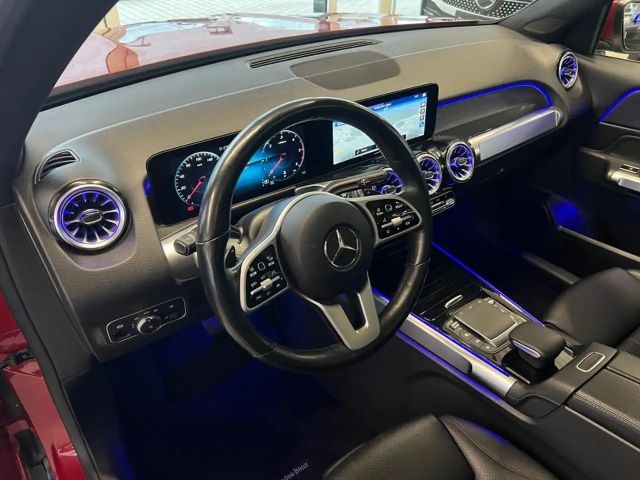 Mercedes-Benz GLB 200 4MATIC GLB 200 d
