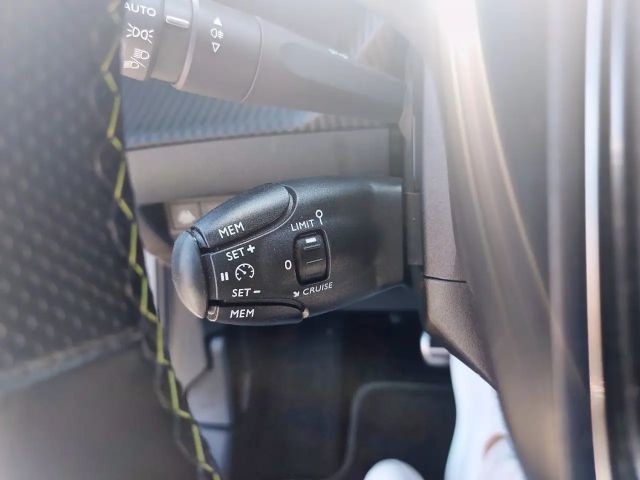 Peugeot E-208 GT-Line