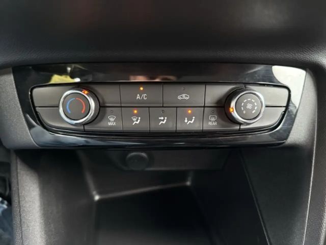 Opel Corsa Musikstreaming DAB Spurhalteass. Verkehrszeichener