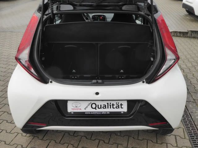 Toyota Aygo Hatchback X-final