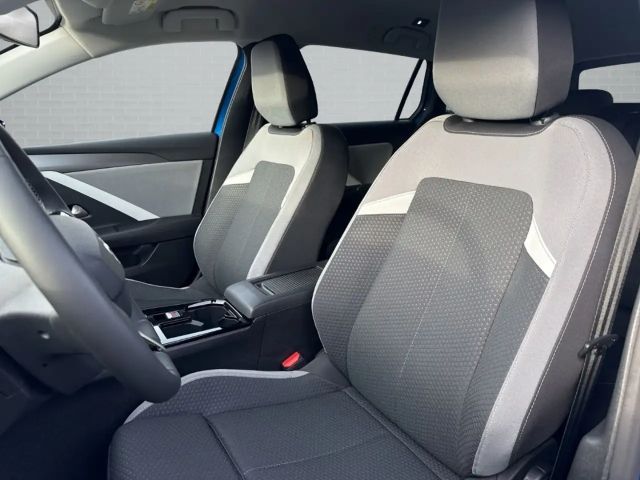 Opel Astra 1.2 Turbo Sports Tourer business+